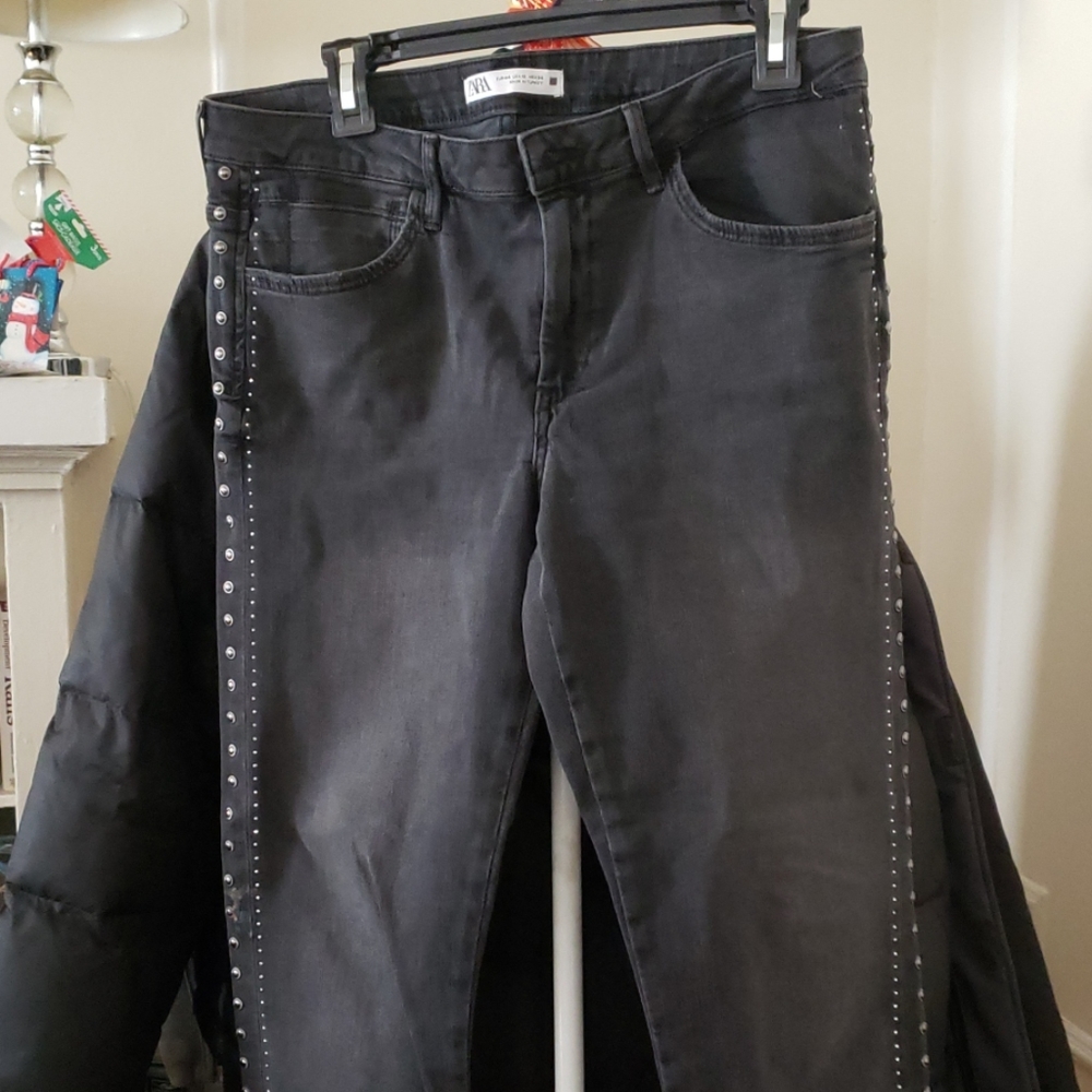 Zara jeans size 42/!0